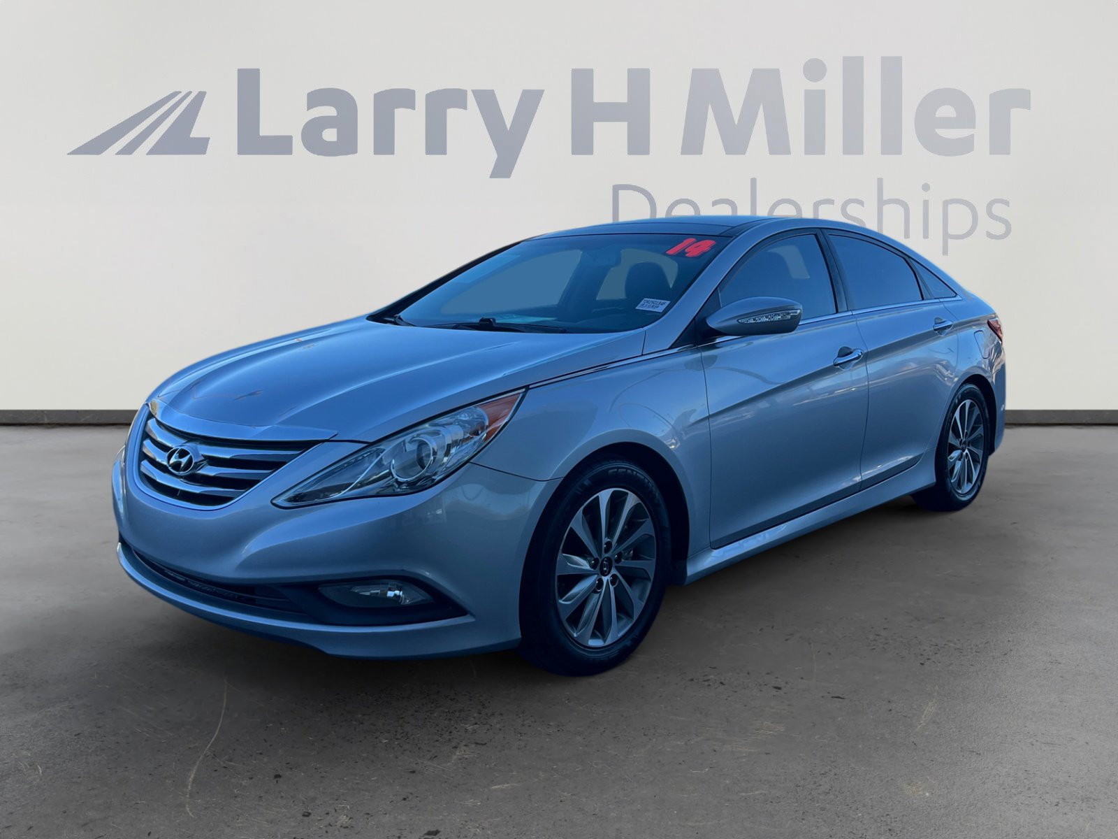 Used 2014 Hyundai Sonata Limited w/ Technology Package 05