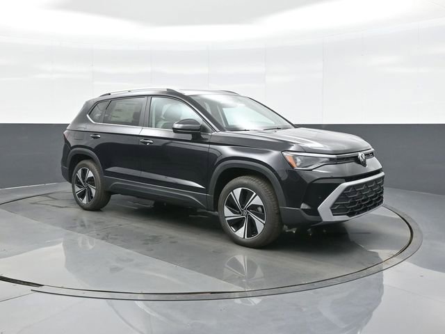 New 2026 Volkswagen Taos SE