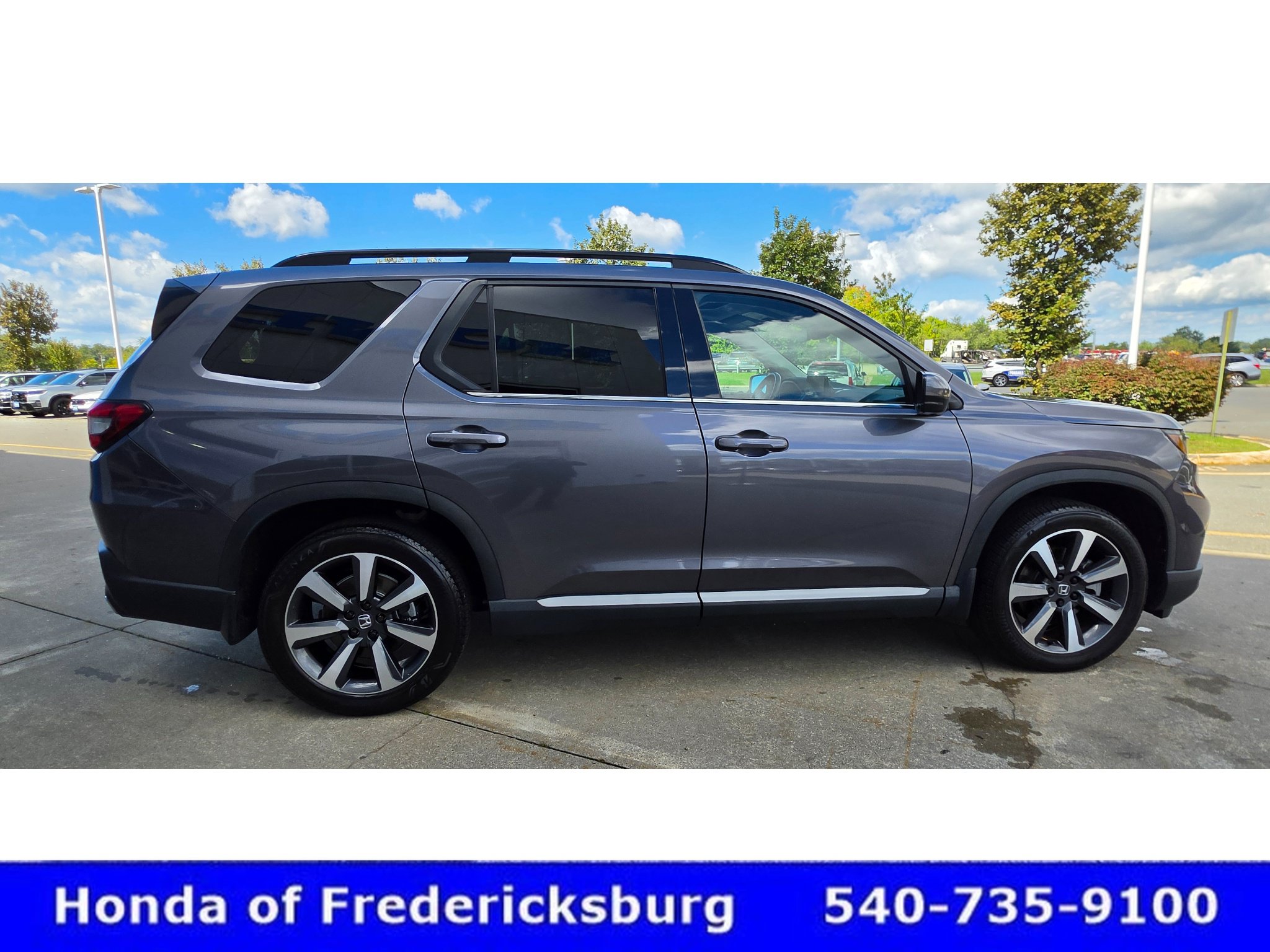 Certified 2025 Honda Pilot Elite image 7
