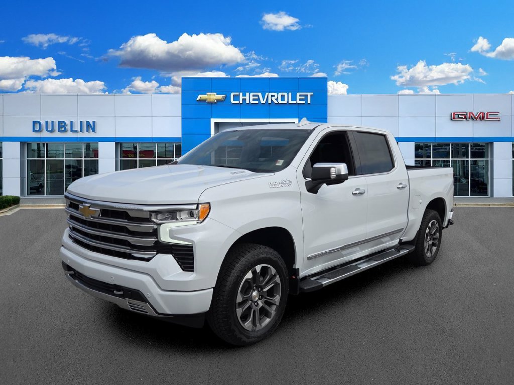 New 2026 Chevrolet Silverado 1500 High Country w/ Technology Package AWD/4WD image 1