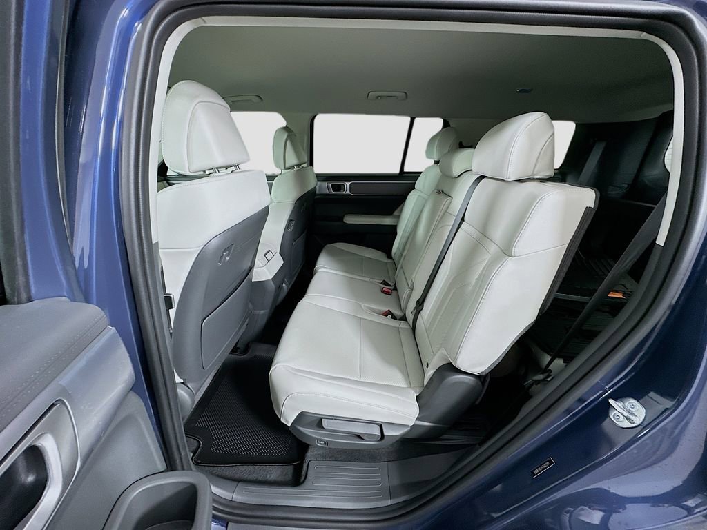 New 2026 Hyundai Santa Fe SEL image 16