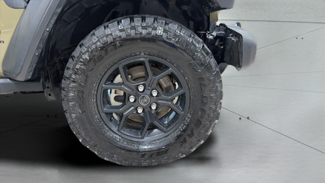 Used 2025 Jeep Wrangler Unlimited Sport AWD/4WD image 34