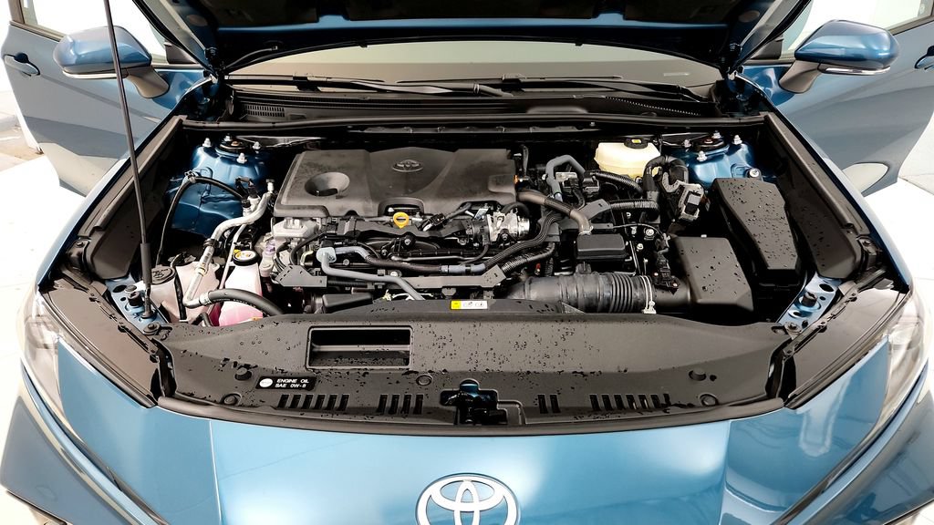 Used 2025 Toyota Camry SE w/ Convenience Package AWD/4WD image 15