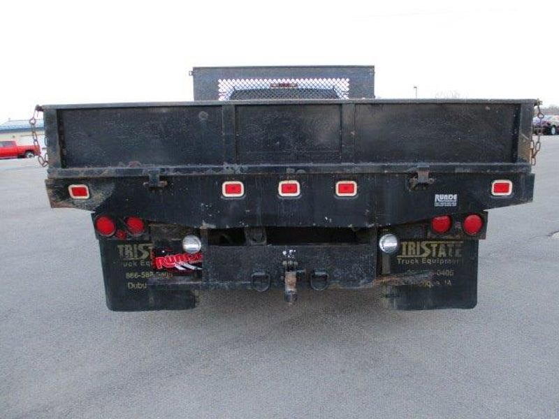 Used 2005 Chevrolet Silverado 3500 2WD Regular Cab w/ Heavy-Duty Power Package image 3