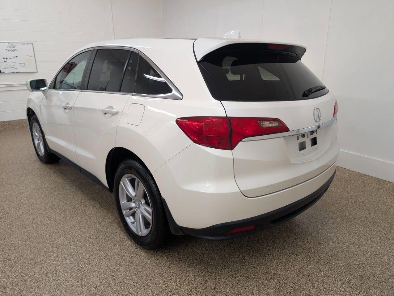 Used 2013 Acura RDX AWD image 3