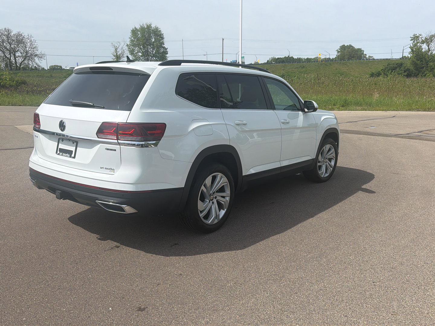 Used 2023 Volkswagen Atlas SE AWD/4WD image 5