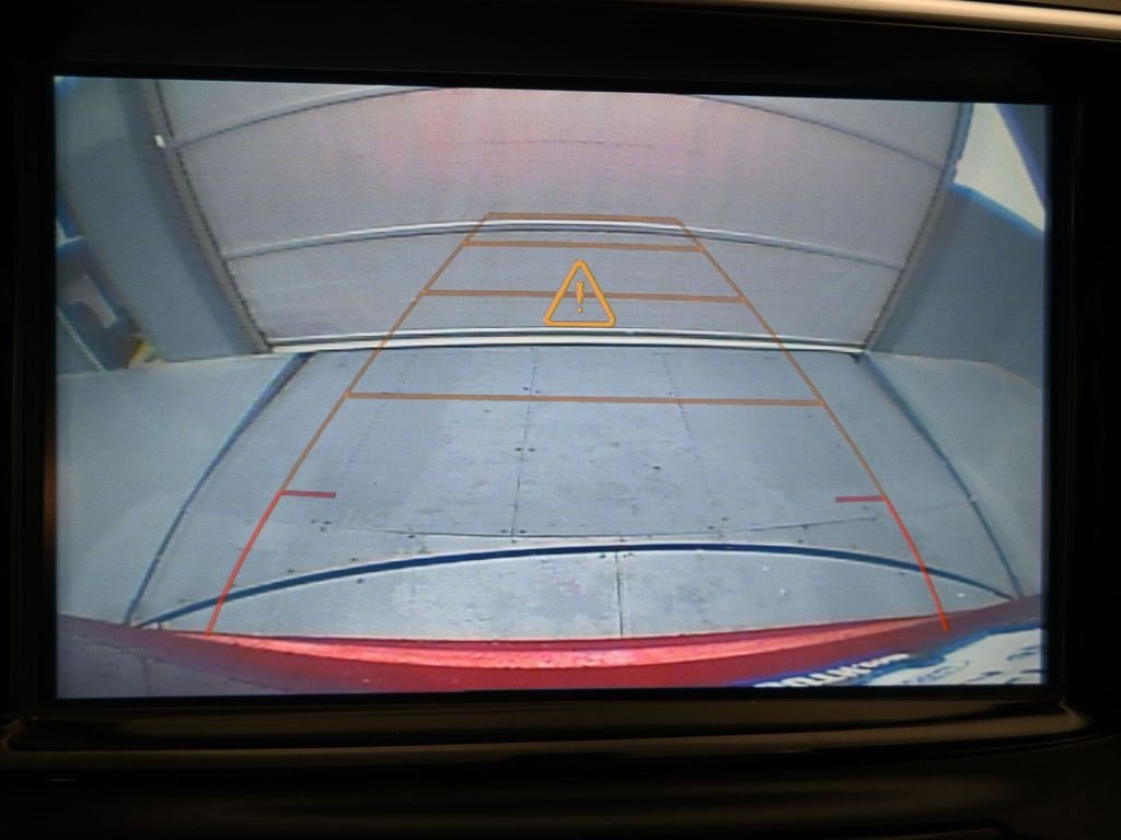 Used 2020 Buick Envision Essence image 13