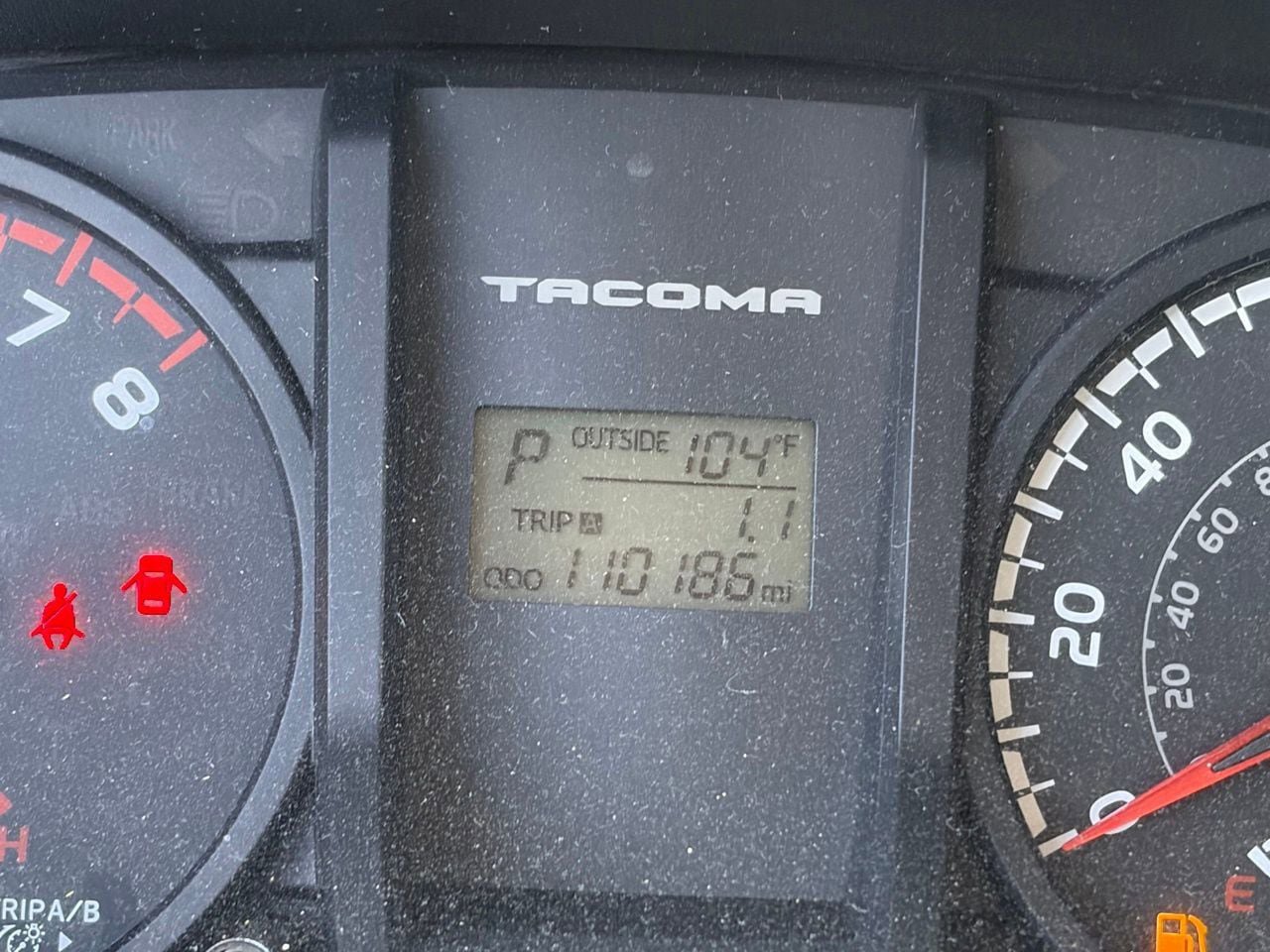 Used 2016 Toyota Tacoma SR RWD image 13