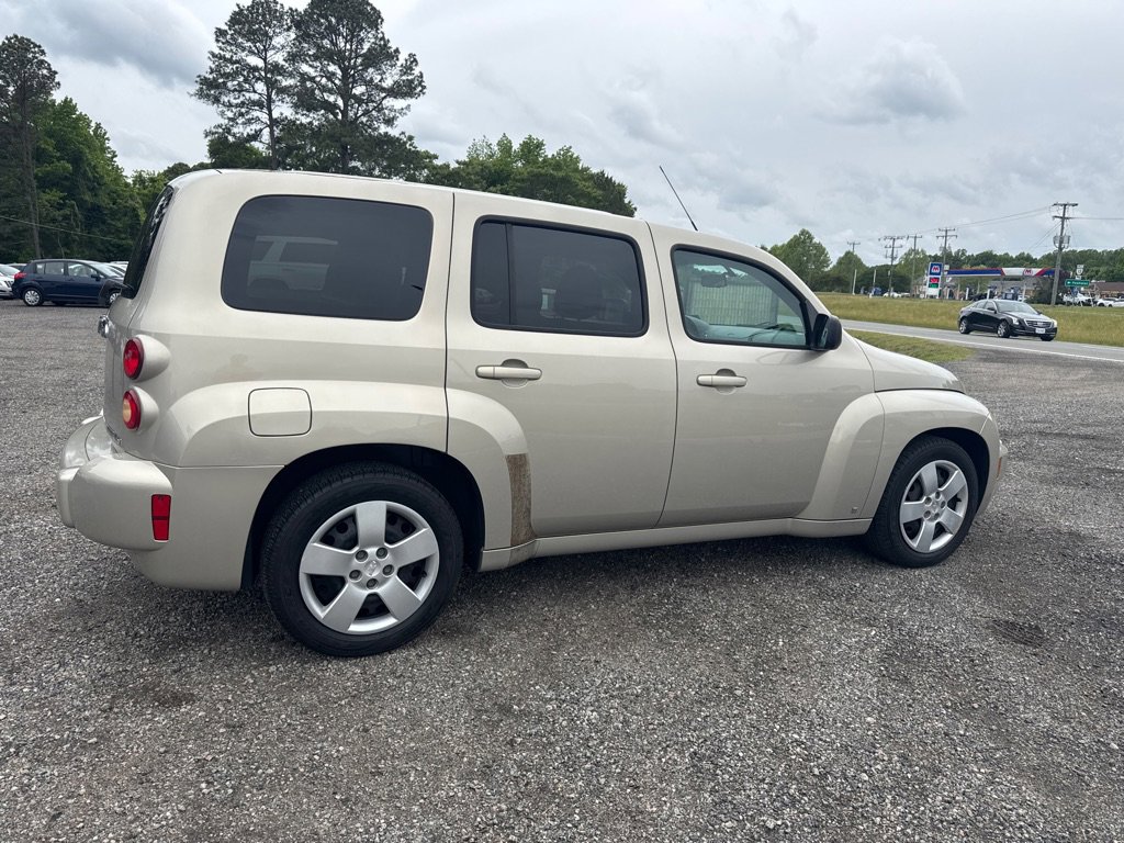 Used 2009 Chevrolet HHR LS FWD image 11