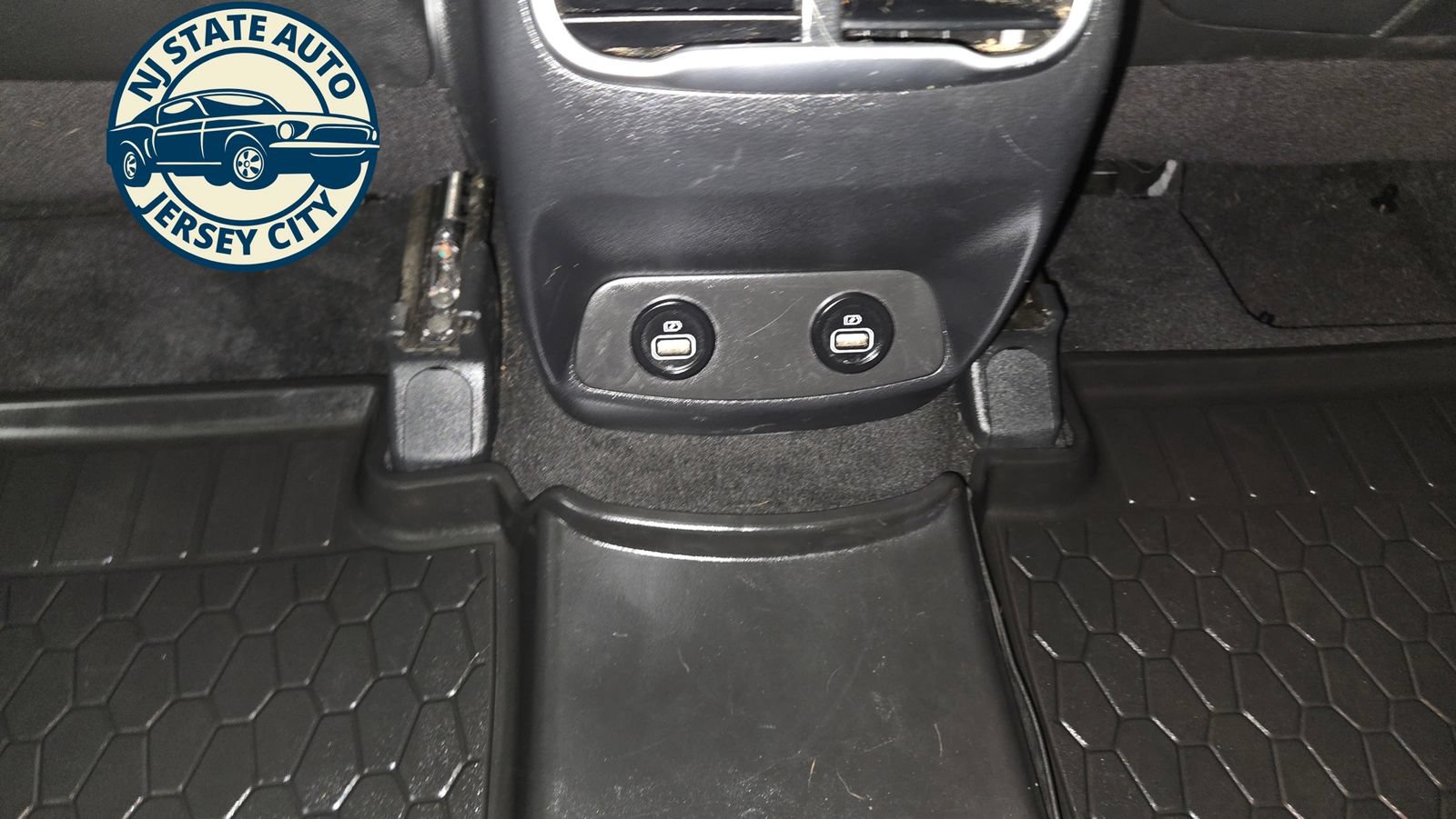 Used 2023 Hyundai Santa Fe SEL AWD/4WD image 27