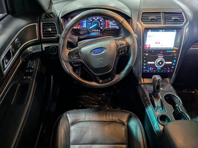 Used 2017 Ford Explorer Limited FWD image 14