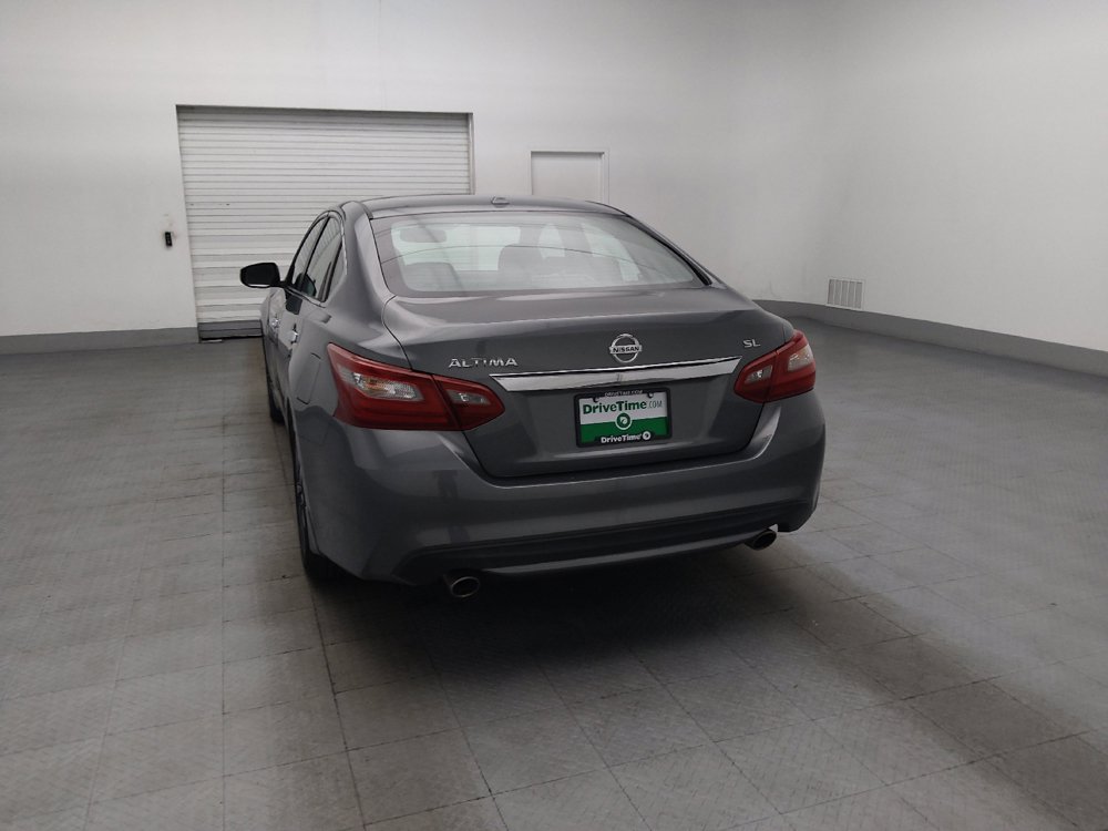 Used 2018 Nissan Altima 2.5 SL w/ 2.5 SL Technology Package FWD image 6