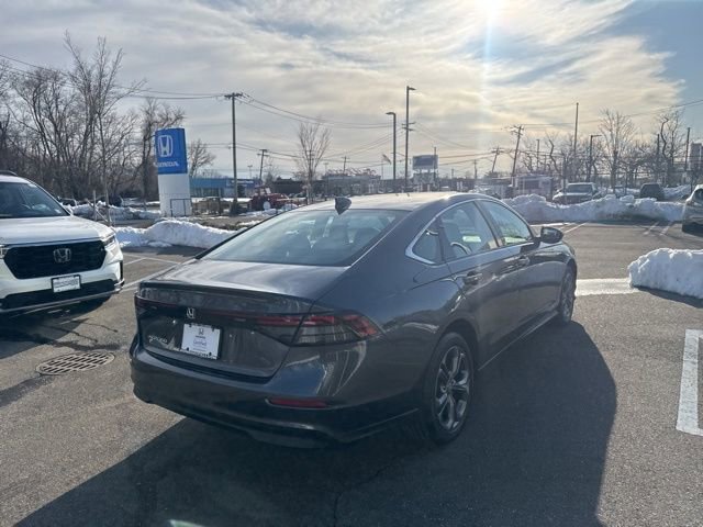 Used 2023 Honda Accord EX image 8