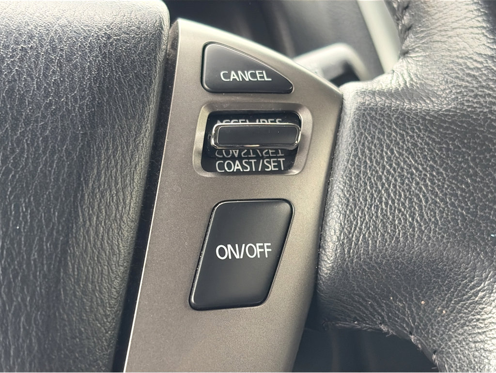 Used 2015 Nissan Armada SV image 14
