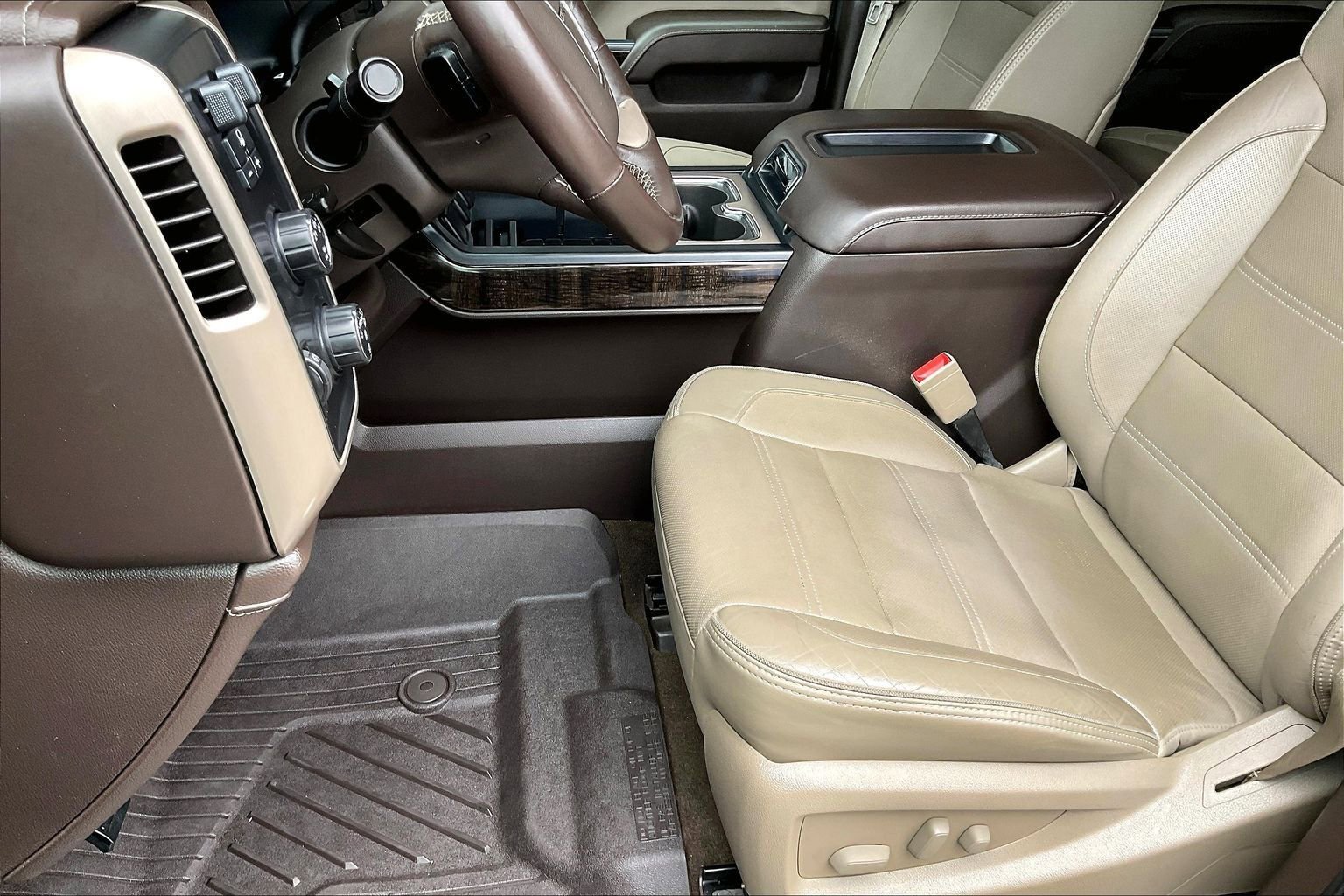 Used 2015 GMC Sierra 2500 Denali image 16