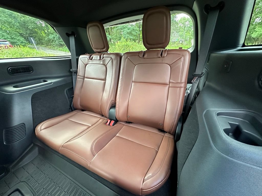 New 2026 Lincoln Aviator Reserve w/ Jet Appearance Package AWD/4WD image 21