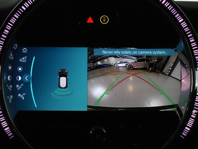 Used 2024 MINI Cooper SE image 27