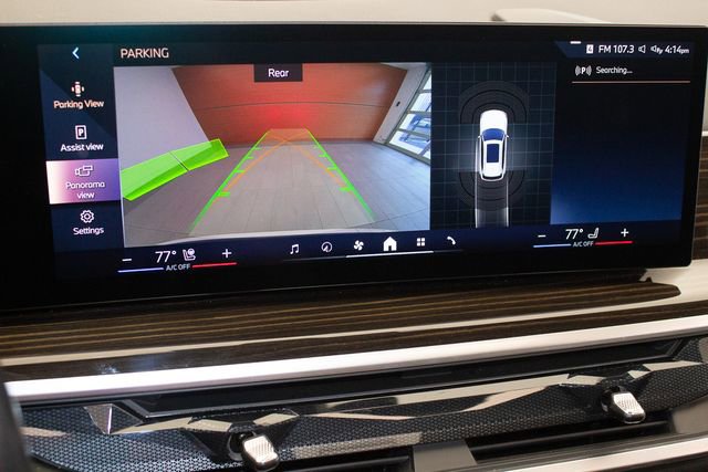 Used 2025 BMW X5 xDrive50e image 31