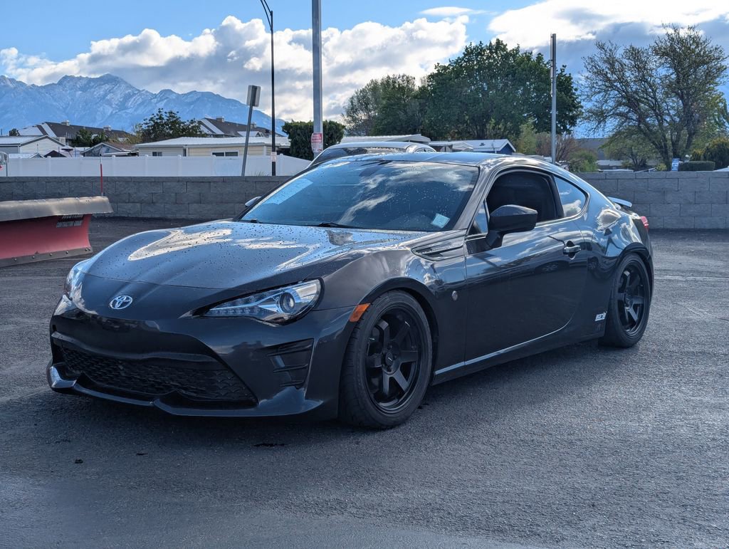 Used 2019 Toyota 86 RWD image 9