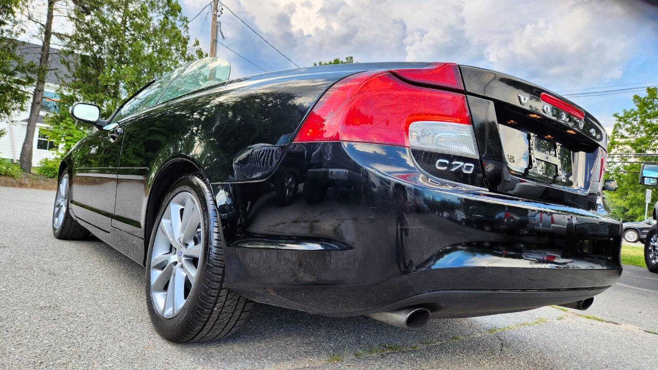Used 2012 Volvo C70 T5 w/ Climate Pkg image 12