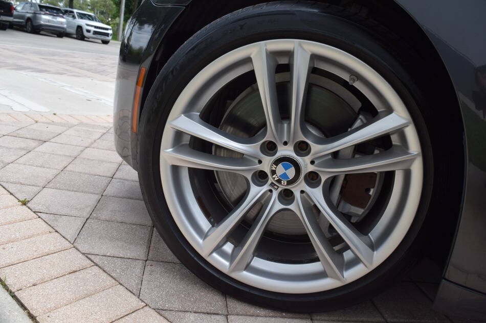 Used 2015 BMW 750i RWD image 83