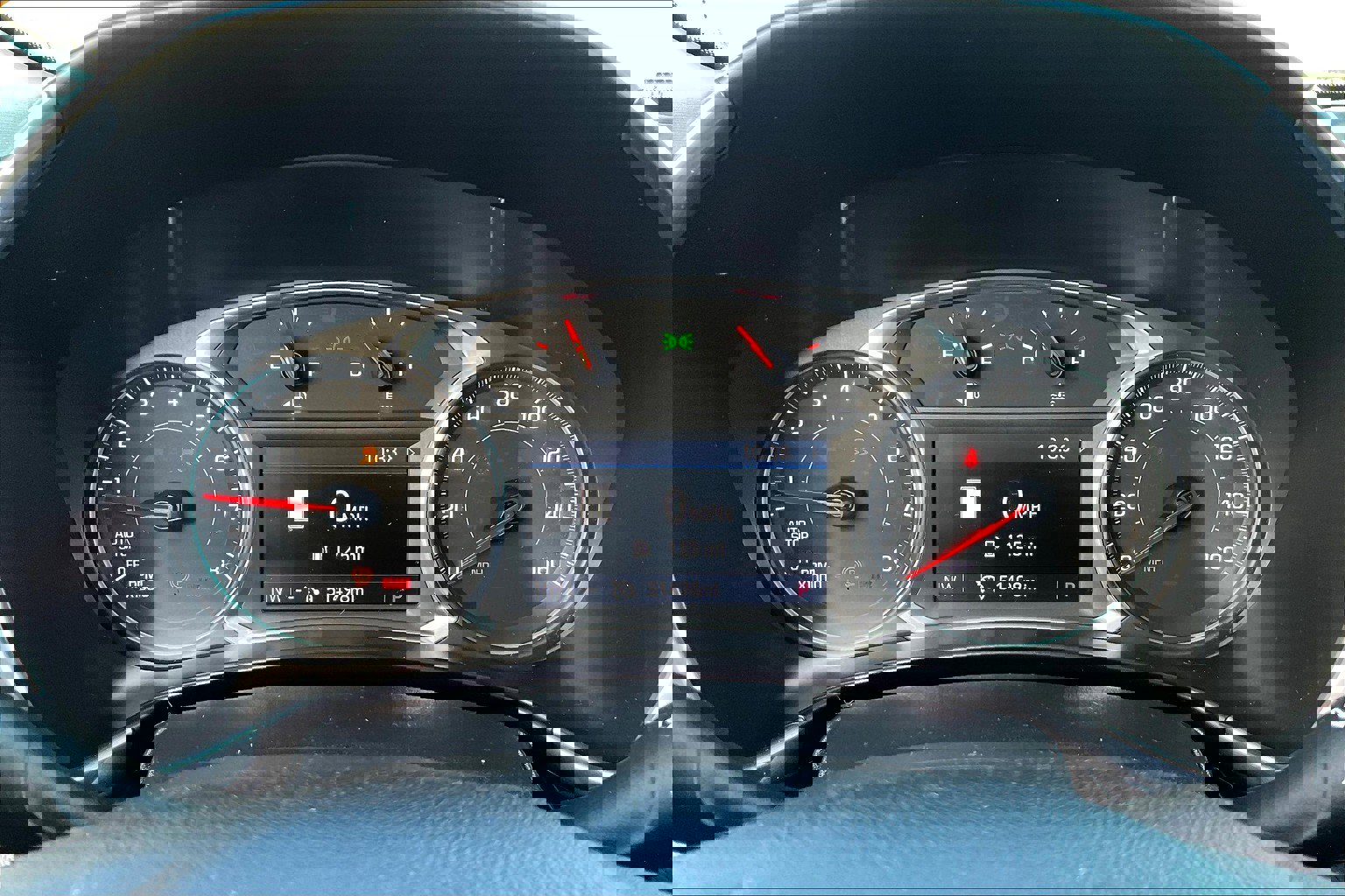 Used 2019 Chevrolet Equinox LT w/ Lights and Bright Package image 24