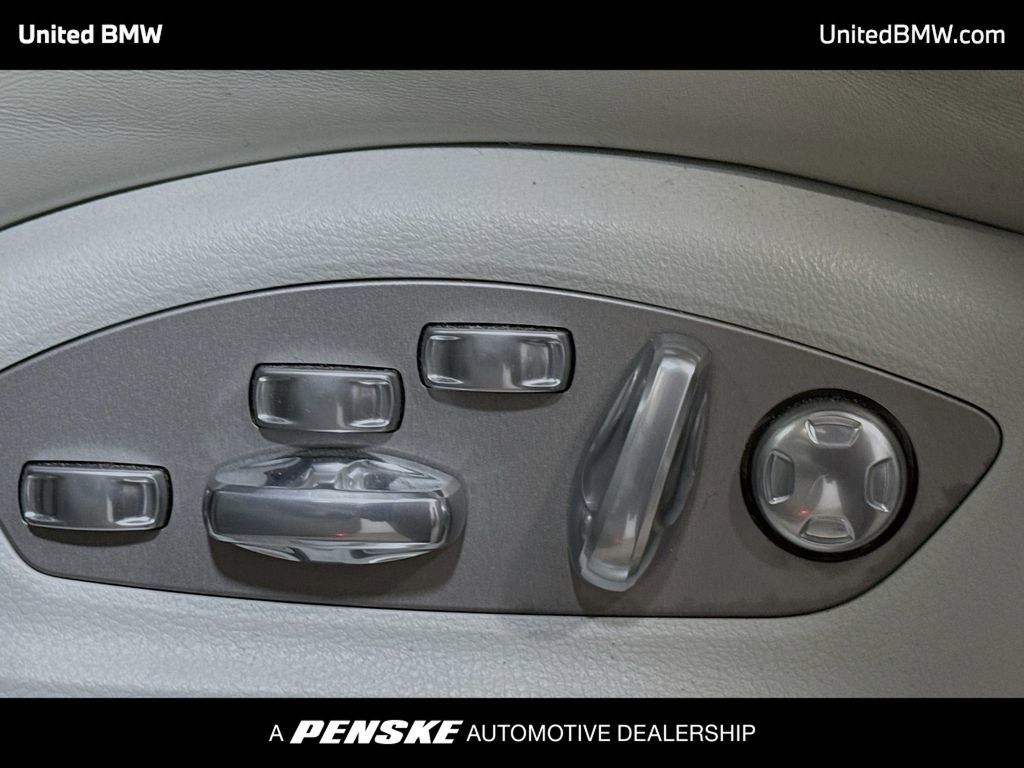 Used 2015 Porsche Macan S AWD/4WD image 4