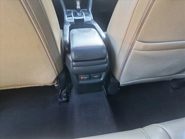Used 2016 Honda Civic Touring image 19