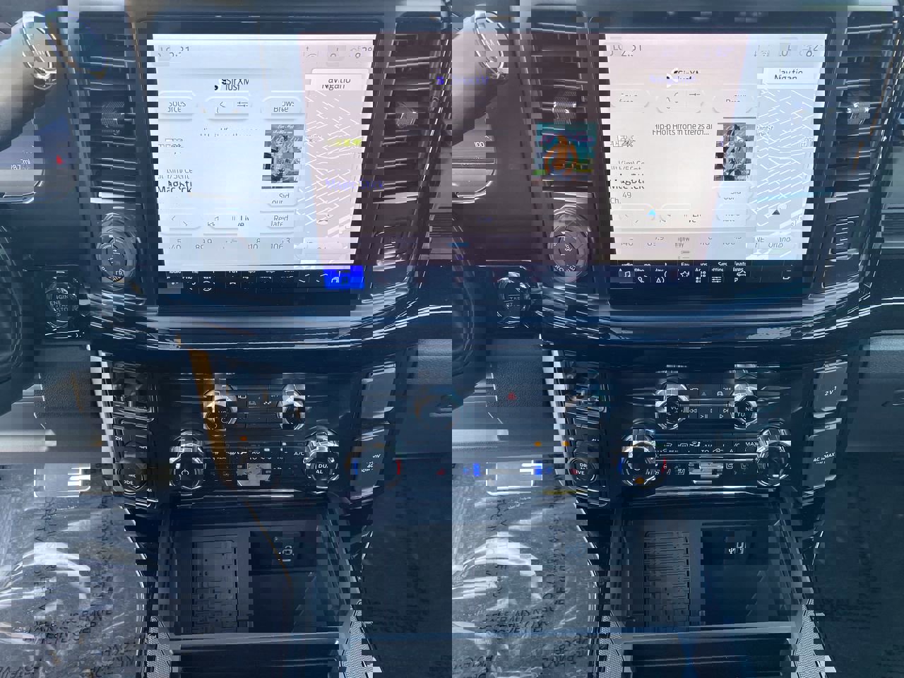 New 2026 Ford F250 Lariat w/ Black Appearance Package image 19