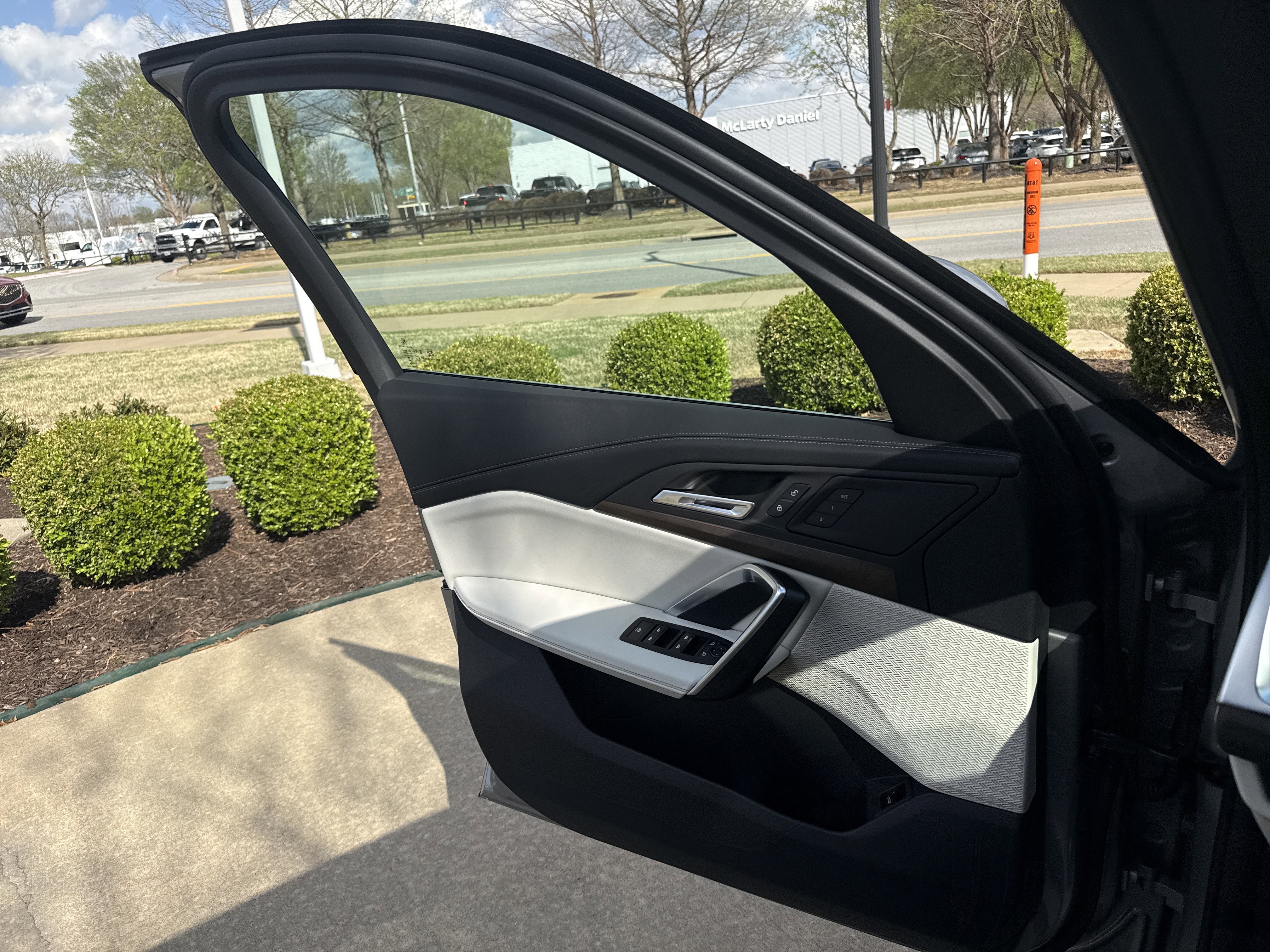 New 2026 BMW X1 xDrive28i w/ Convenience Package AWD/4WD image 22