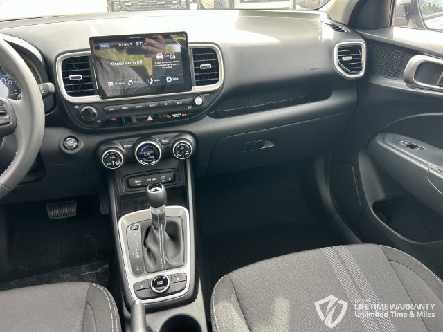 New 2026 Hyundai Venue SEL FWD image 15