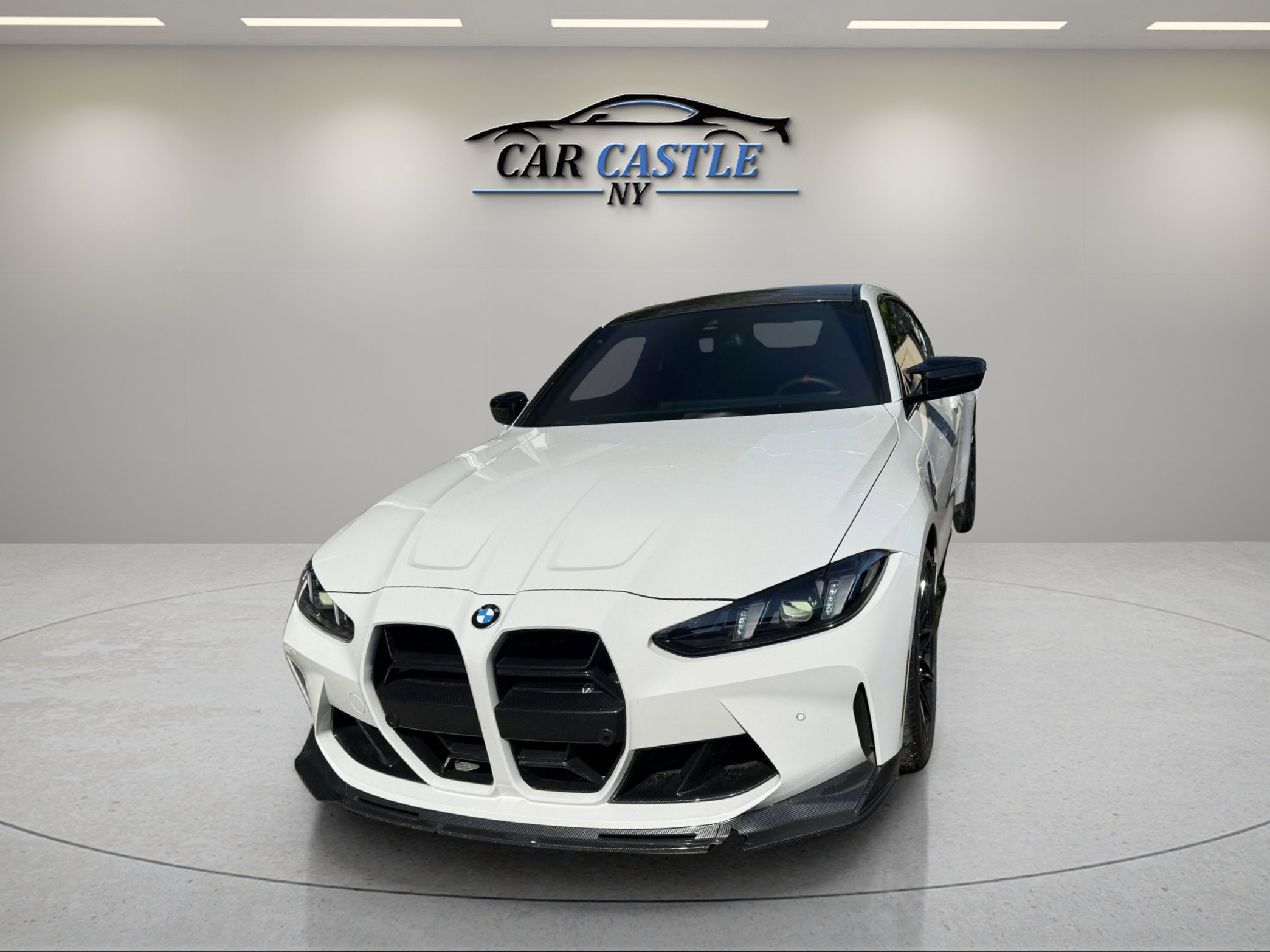 Used 2025 BMW M4 Coupe w/ Executive Package RWD image 3