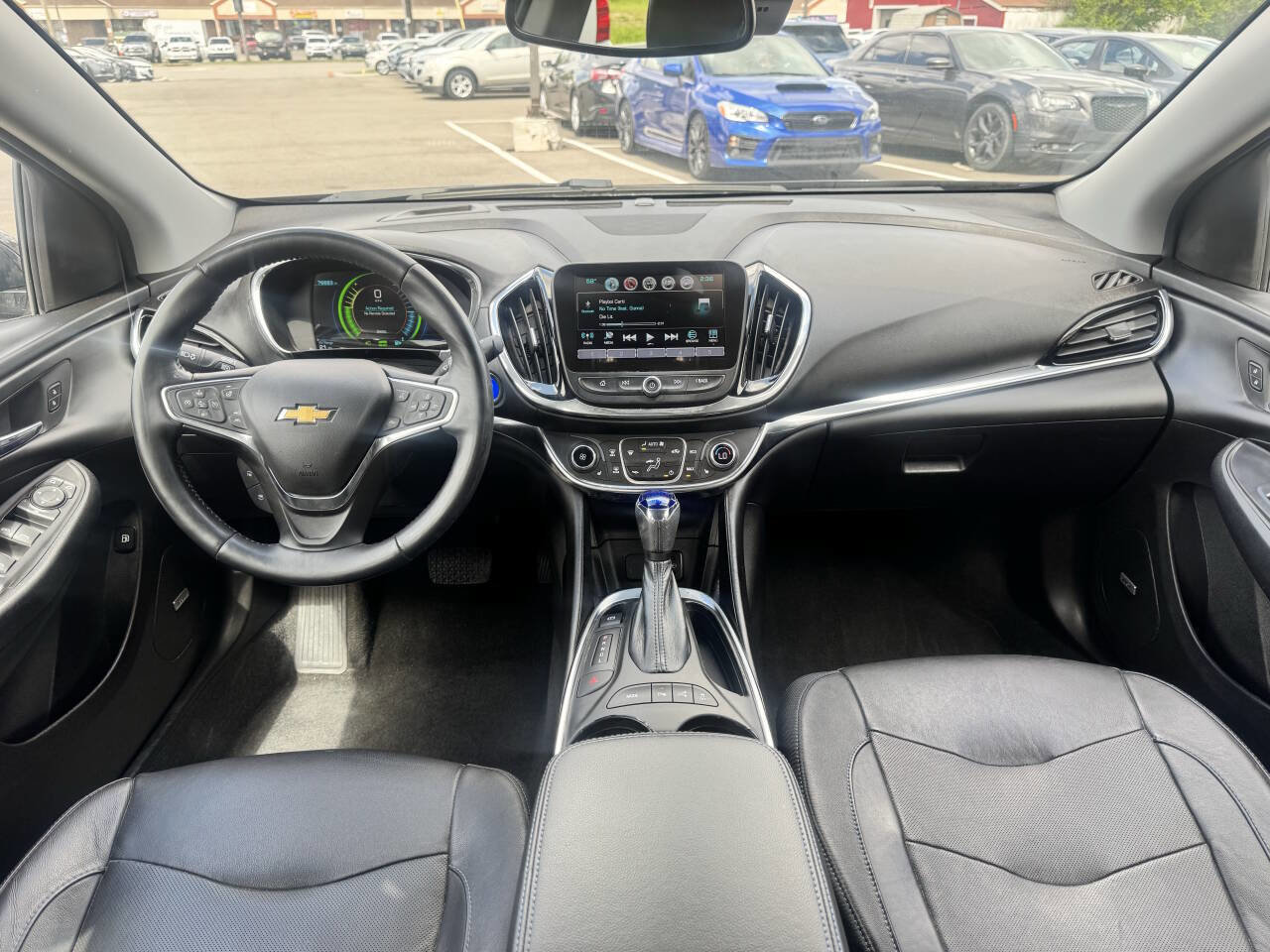 Used 2018 Chevrolet Volt Premier w/ Driver Confidence Package FWD image 21