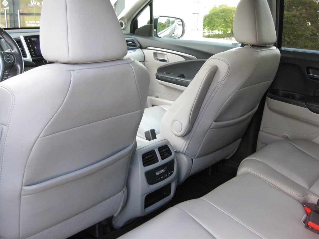Used 2018 Honda Pilot EX-L image 27