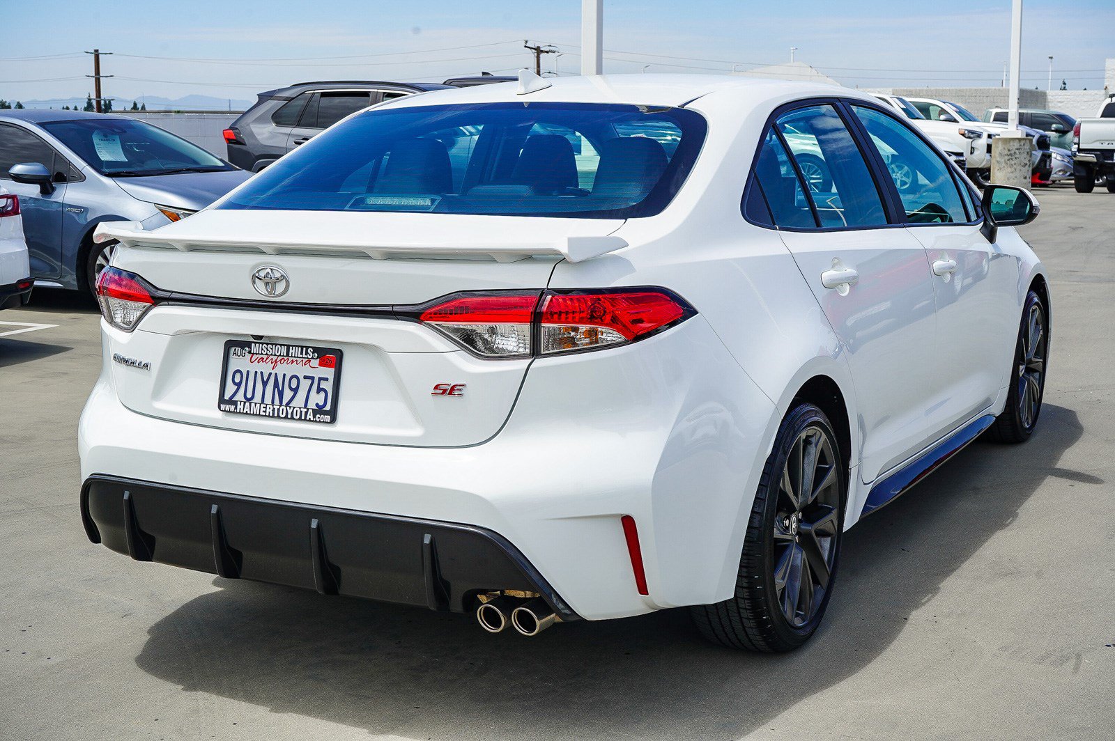 Certified 2025 Toyota Corolla SE w/ SE Premium Package FWD image 7