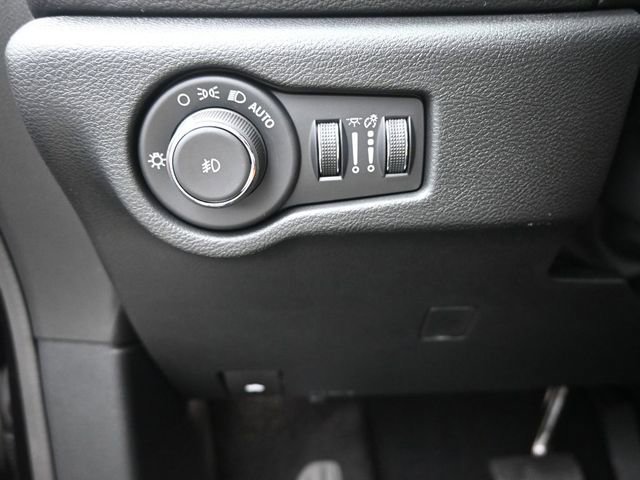 New 2026 Chrysler Pacifica Pinnacle image 33