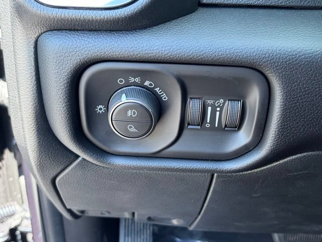 New 2026 RAM 2500 Laramie AWD/4WD image 28