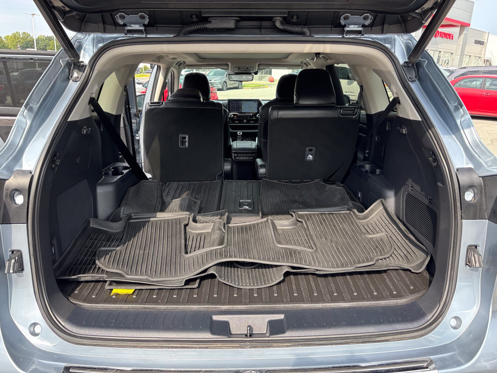 Certified 2021 Toyota Highlander Platinum AWD/4WD image 58