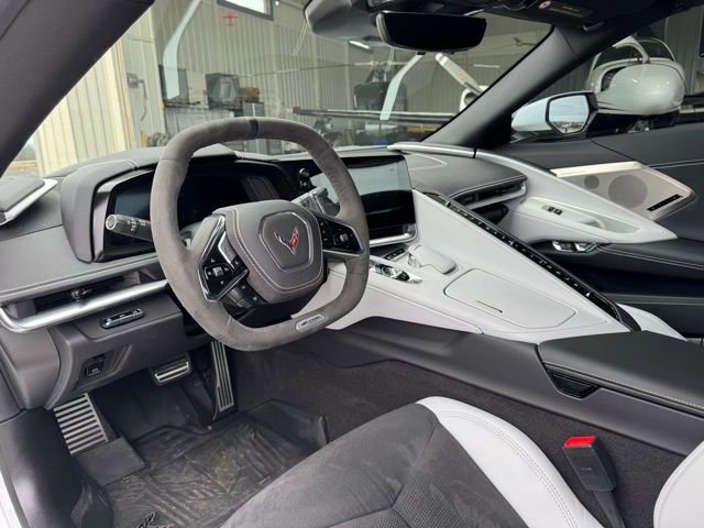 Used 2025 Chevrolet Corvette Z06 image 6