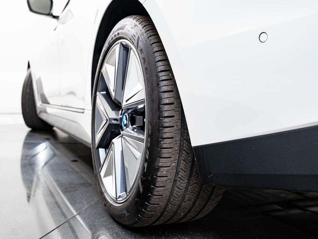 Used 2023 BMW i4 eDrive40 w/ Premium Package image 49