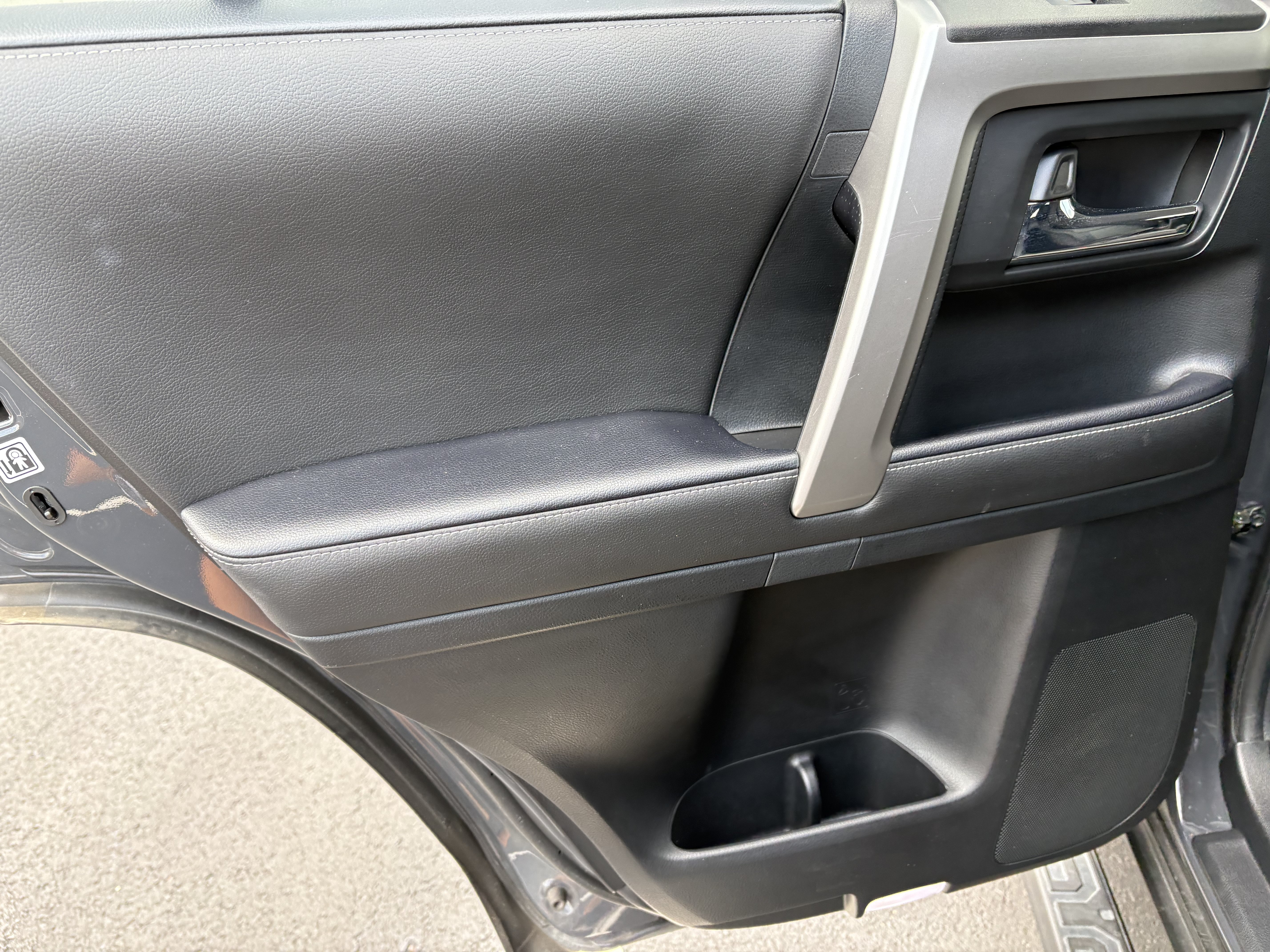 Used 2024 Toyota 4Runner SR5 Premium w/ Moonroof Package AWD/4WD image 9