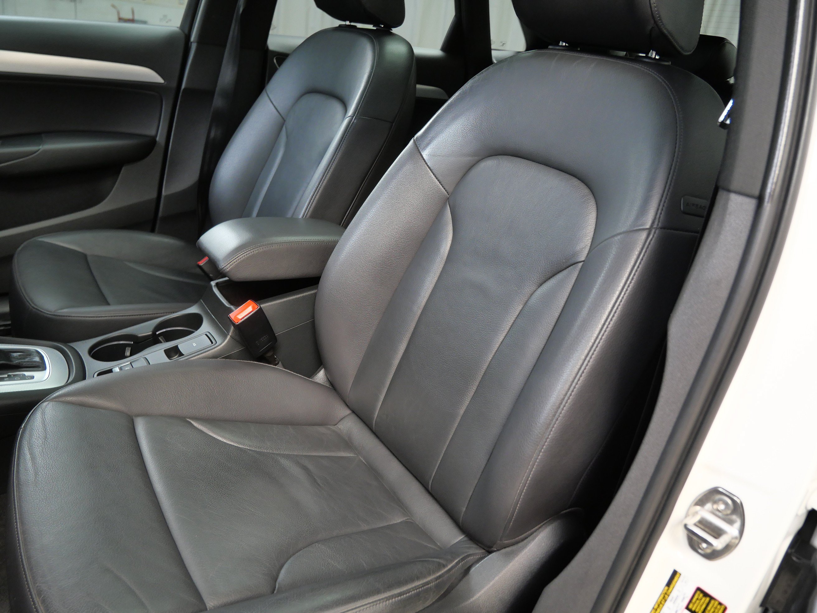 Used 2015 Audi Q3 2.0T Premium Plus AWD/4WD image 3