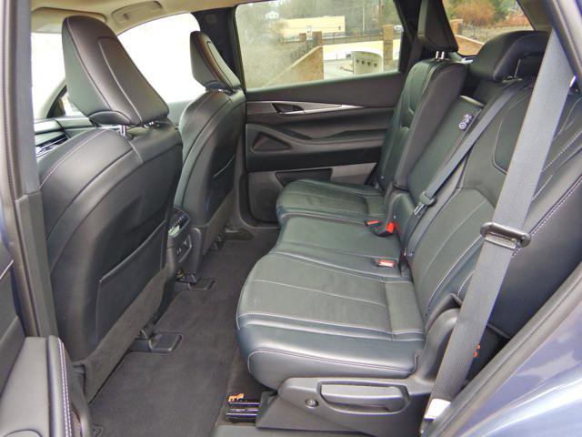 Used 2023 INFINITI QX60 Luxe AWD/4WD image 14