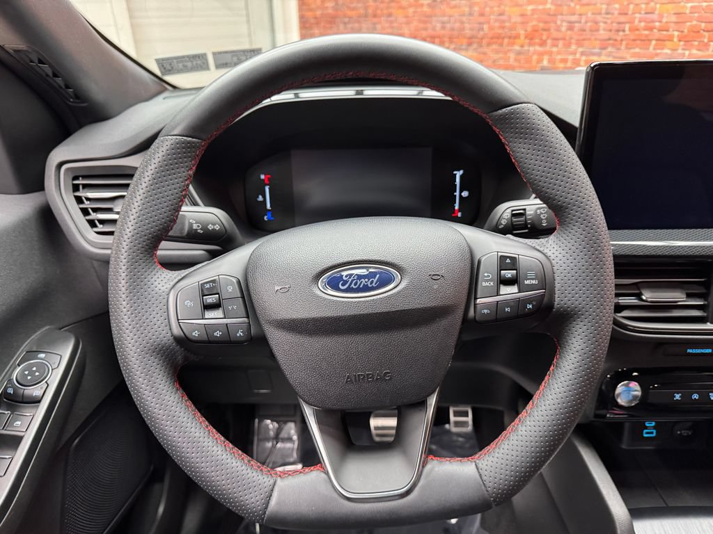 Used 2023 Ford Escape ST-Line w/ Tech Pack #1 AWD/4WD image 14