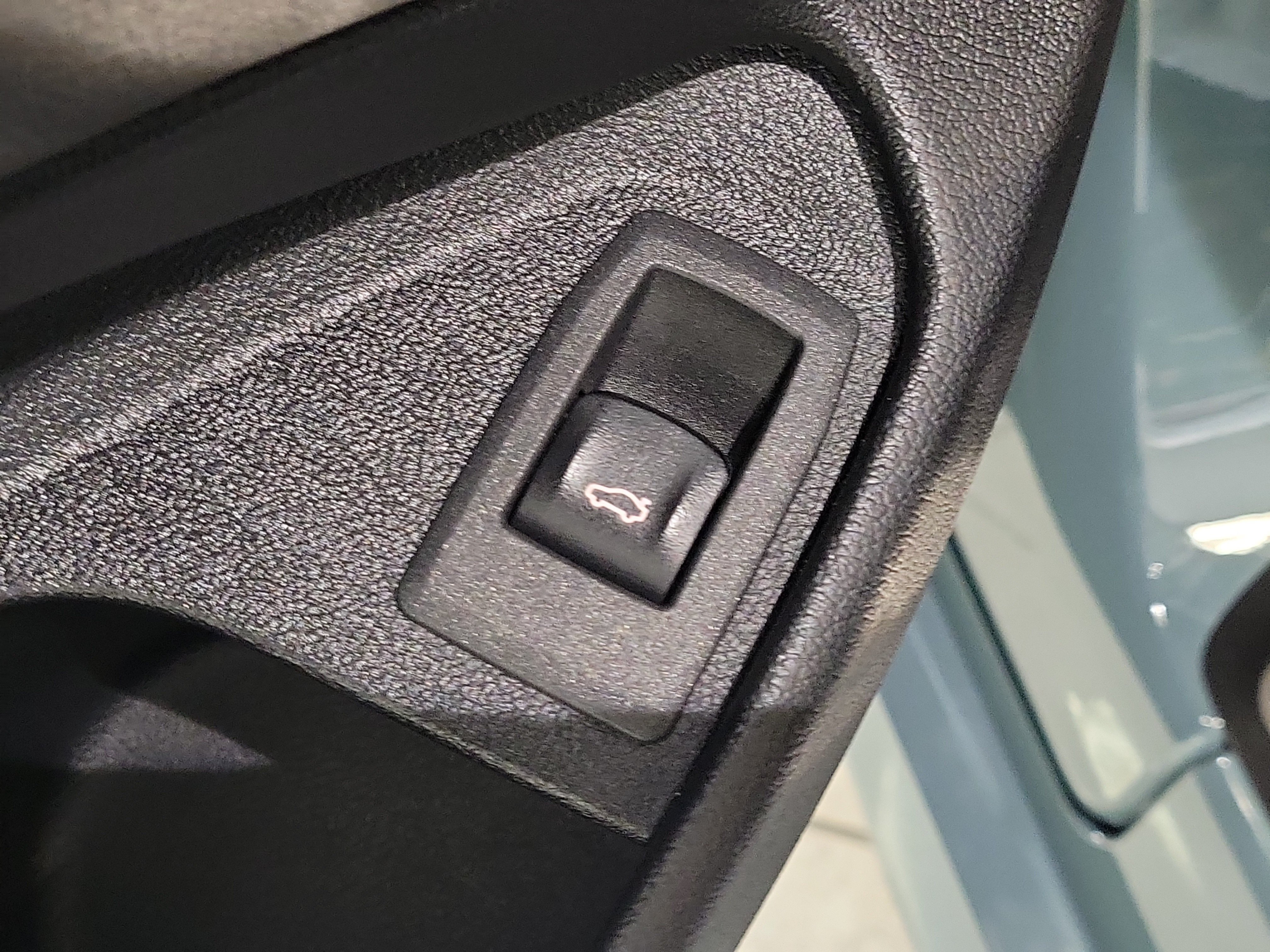 Used 2026 BMW M440i Coupe RWD image 19