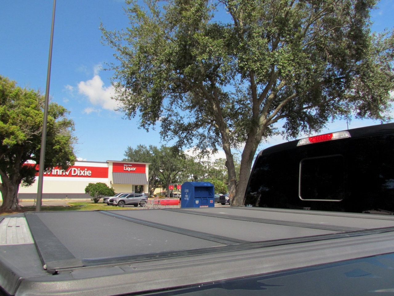 Used 2018 Ford F150 Lariat w/ Equipment Group 502A Luxury image 16