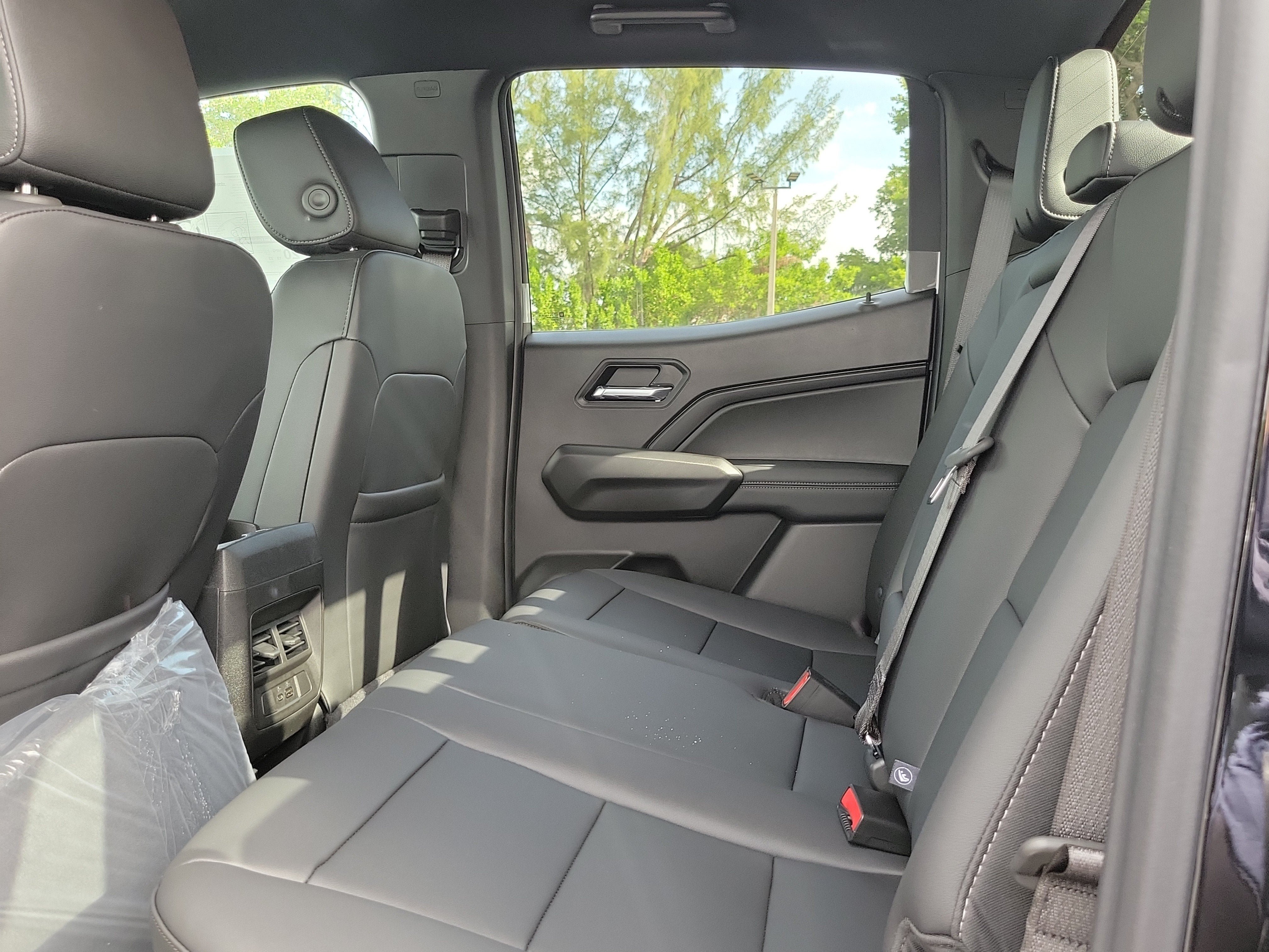 New 2026 GMC Canyon Elevation w/ Convenience Package RWD image 6