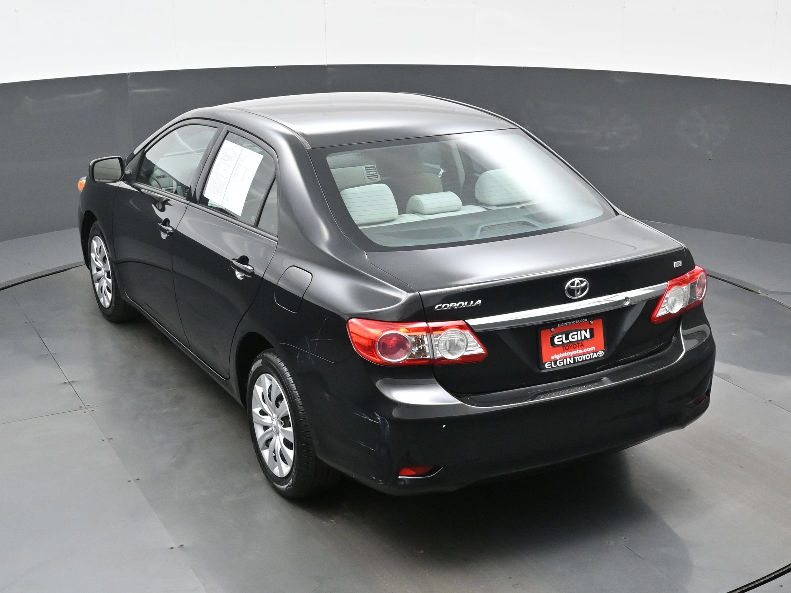 Used 2012 Toyota Corolla LE FWD image 33
