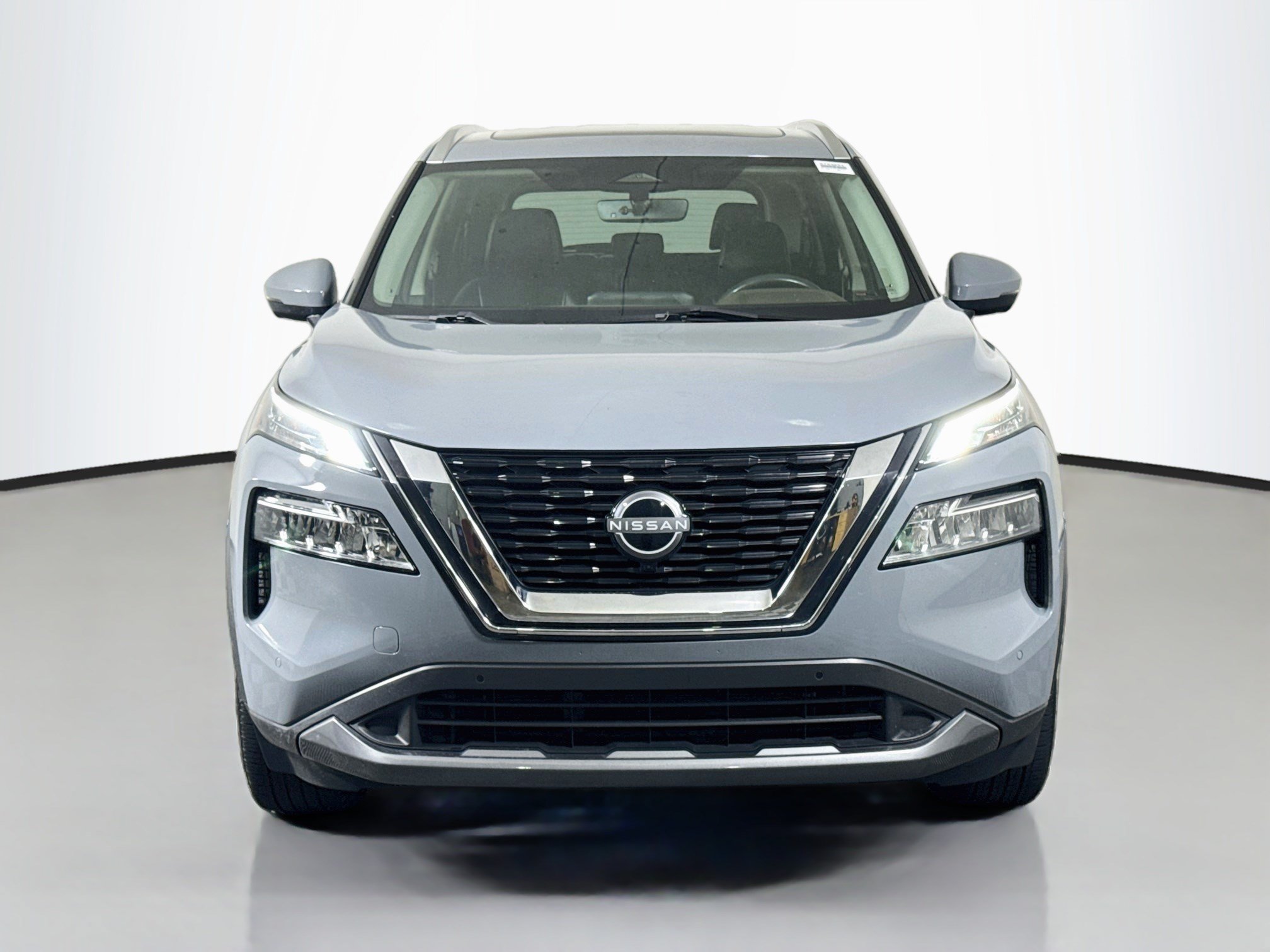 Used 2023 Nissan Rogue SL w/ SL Premium Package AWD/4WD image 2