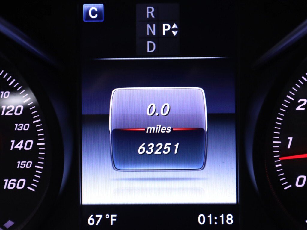 Used 2018 Mercedes-Benz GLC 300 4MATIC image 15